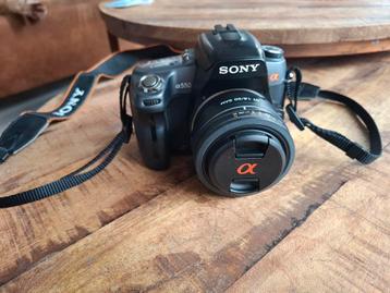 2 Sony camera's + accessoires beschikbaar voor biedingen