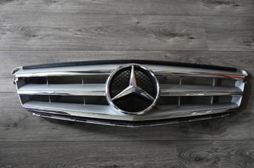 Grill Mercedes WKZ 11