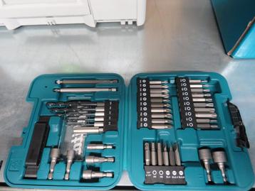 Makita D-58877 Boor/bit set 42-delig nieuw in koffer  beschikbaar voor biedingen