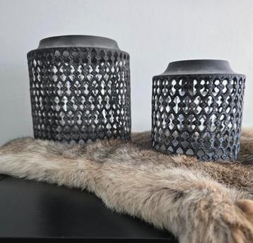 Windlichten industrieel 2 stuks beschikbaar voor biedingen