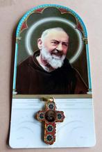 Prachtige kaart pater Pio met bijzonder Pio kruisje, Ophalen of Verzenden, Nieuw, Kaart of Prent