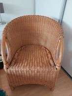 Mooie rotan stoel met kleine beschadiging., Huis en Inrichting, Stoelen, Ophalen, Zo goed als nieuw, Bruin, Eén