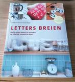 Letters breien door Catherine Hirst en Erssie Major (2013)., Hobby en Vrije tijd, Breien en Haken, Patroon of Boek, Ophalen of Verzenden