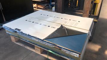 Rockpanel  beschikbaar voor biedingen