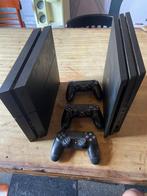 PS4 slim 500 GB en PS 4 Pro 1 TB + drie controllers, Spelcomputers en Games, Spelcomputers | Sony PlayStation 4, Ophalen, Gebruikt