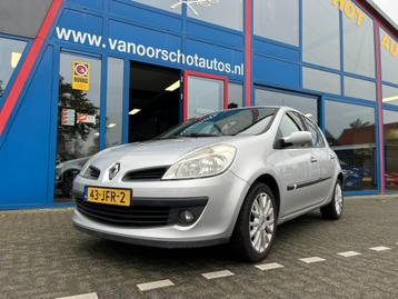 Renault CLIO 1.2TCe 100pk Collection 5-Deurs Airco beschikbaar voor biedingen