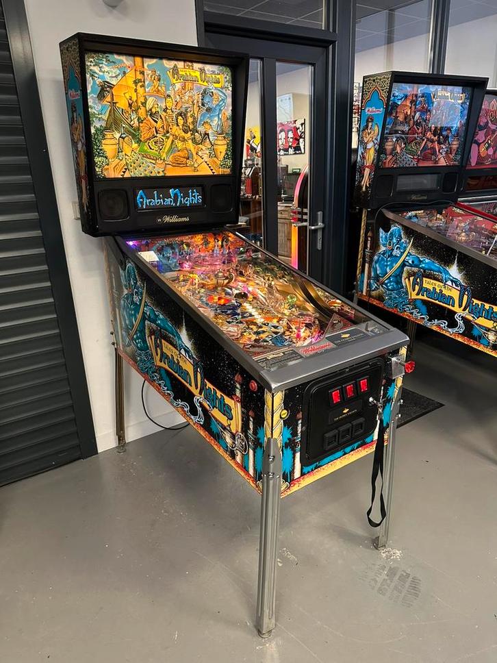 Prachtige flipperkast Williams Tales Of The Arabian Nights, Verzamelen, Automaten | Flipperkasten, Zo goed als nieuw, Dot-matrix