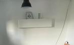 Ramsätra witte hangende wandkast, Huis en Inrichting, Ophalen, Met klep(pen), Zo goed als nieuw, Minder dan 150 cm