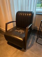 2 Stoelen - Beschadigd Zitvlak, Ophalen, Gebruikt, Minder dan 75 cm, Leer