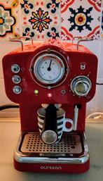 Oursson koffiemachine rood met stoompijpje NU SLECHTS €24,95, 2 tot 4 kopjes, Ophalen of Verzenden, Afneembaar waterreservoir