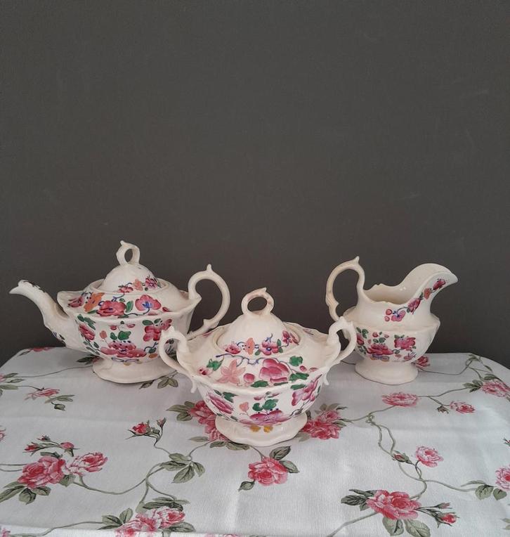 Antieke theepot meet roomstel, Antiek en Kunst, Antiek | Servies compleet, Ophalen of Verzenden