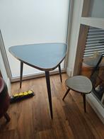 Vintage retro driehoek formica bijzettafel / tafeltje, Ophalen, Zo goed als nieuw, Rechthoekig, Hout