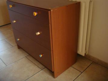 Ladekast kast 90,5 cm x 80 cm x 42 cm (B x H x D) beschikbaar voor biedingen