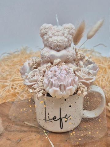 Kraamcadeau, geboorte, newborn, gender reveal, babyshower beschikbaar voor biedingen