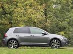 Volkswagen Golf 1.4 TSI Highline R-line Pano-dak (bj 2017), Voorwielaandrijving, Adaptive Cruise Control, Gebruikt, 4 cilinders