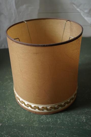 vintage grote lampenkap borduurrand nep varkensblaas leer beschikbaar voor biedingen
