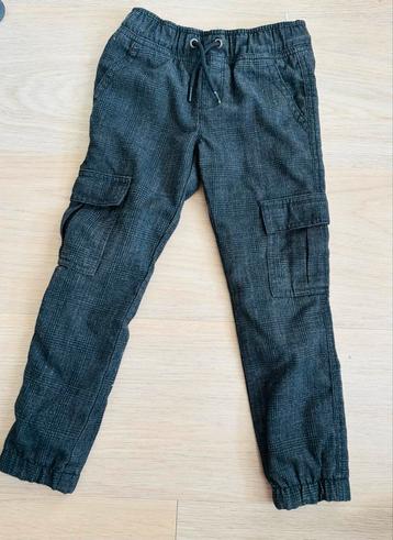 C&A Thermobroek Maat 116 beschikbaar voor biedingen