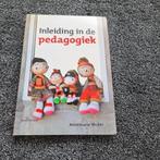 Boek inleiding in de pedagogiek, Ophalen of Verzenden, Gelezen, HBO, Annemarie Becker