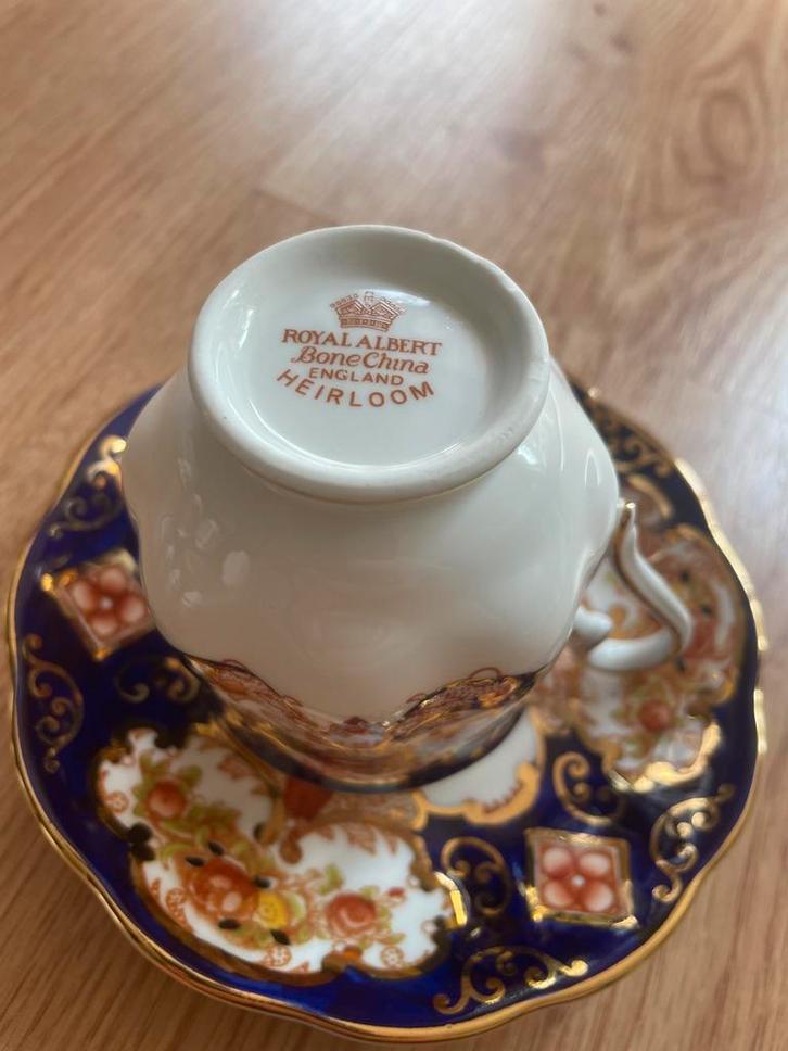 Royal Albert Heirloom Kop en Schotel, Antiek en Kunst, Antiek | Porselein, Ophalen