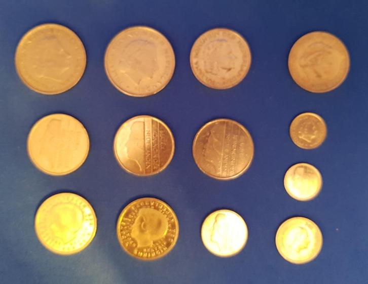 verzamelsetje uit guldentijdperk, Postzegels en Munten, Munten | Nederland, Setje, Overige waardes, Koningin Beatrix, Verzenden