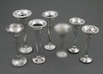 5x zilveren anjervaasjes diverse maten; begin 20e eeuw, Verzenden, Zilver
