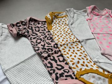 6 mouwloze rompers - maat 50/56 - nieuw beschikbaar voor biedingen