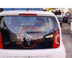 Gezocht: Volkswagen logo achterklep Volkswagen UP, Ophalen of Verzenden