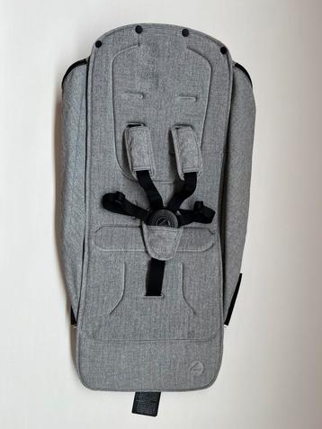 Mutsy seat nexo - 2 kleuren beschikbaar voor biedingen