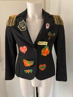 (14) Kruikenstad Colbert/jas maat 38 emblemen epauletten, Kleding | Dames, Carnavalskleding en Feestkleding, Ophalen of Verzenden