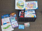 Hele krat vol met boekjes puzzels en spelletjes, Ophalen, Zo goed als nieuw