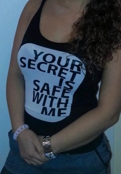 Topje body zwart tanktop maat xs your secret is save with me, Kleding | Dames, Tops, Zo goed als nieuw, Maat 34 (XS) of kleiner