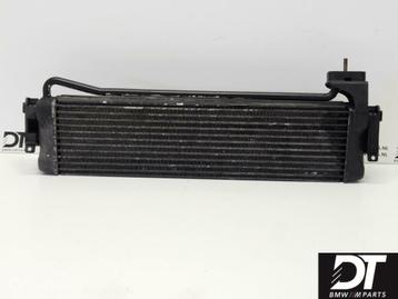 Oliekoeler BMW M5 E60 S85 V10 S85B50 17222282499 beschikbaar voor biedingen