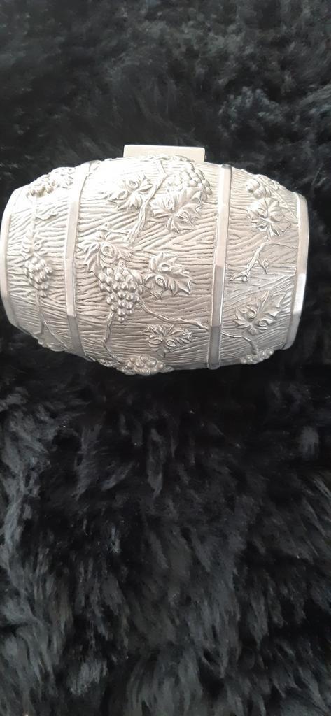 Vintage Sieradendoosje in de vorm van een Wijnvat, Antiek en Kunst, Antiek | Woonaccessoires, Ophalen of Verzenden