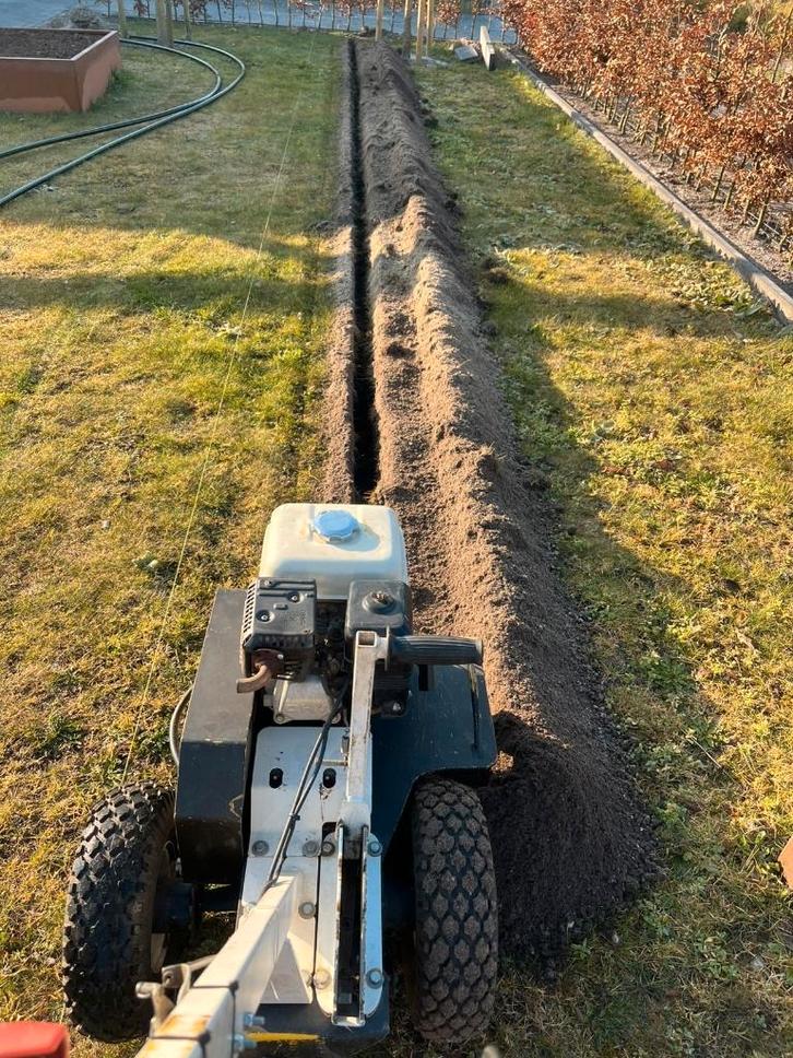 sleuvengraver te huur. sleuven graver verhuur, Tuin en Terras, Hand-tuingereedschap, Gebruikt, Ophalen