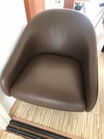 Twee Bruine KUKA draaifauteuil, Huis en Inrichting, Bruin, Leer, Ophalen of Verzenden, Zo goed als nieuw