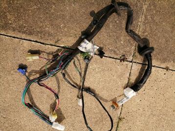 L.V kabelboom deur SUBARU FORESTER SF TURBO   2002/2005  beschikbaar voor biedingen