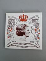 Tegel Beatrix koningin der Nederlanden kroning30 - 4 - 1980, Verzamelen, Koninklijk Huis en Royalty, Ophalen of Verzenden, Zo goed als nieuw