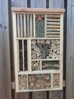 Insectenhotel van 67 bij 39 cm.

Zelf gemaakt, Tuin en Terras, Tuinwanddecoratie, Ophalen of Verzenden, Nieuw