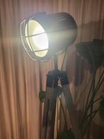 Vintage industriële designer driepoot vloerlamp, Huis en Inrichting, Lampen | Vloerlampen, Ophalen of Verzenden, Zo goed als nieuw