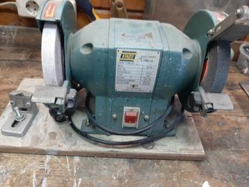 Tekoop slijpmachine  beschikbaar voor biedingen