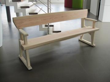 Unieke Houten Tuinbank beschikbaar voor biedingen