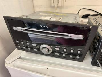 Ford radio 6000CD en Sony 6CD wisselaar beschikbaar voor biedingen
