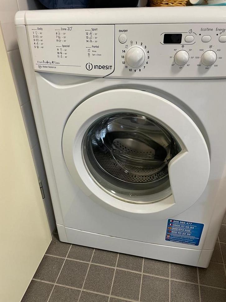 Indesit Wasmachine - Betrouwbaar en Efficiënt, Witgoed en Apparatuur, Wasmachines, Gebruikt, Voorlader, 6 tot 8 kg, 85 tot 90 cm