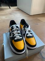 Nike Air Force 1 LV8 (GS) Nieuw in Doos, Ophalen of Verzenden, Nieuw, Geel, Sneakers of Gympen