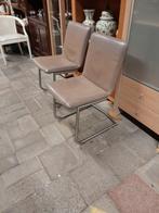 4 leren eetkamerstoelen Beige skai, Huis en Inrichting, Stoelen, Ophalen, Gebruikt, Leer, Vier