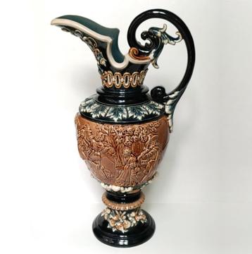 Antieke Majolica karaf Gerbing & Stephan 1860-1903 Tsjechië  beschikbaar voor biedingen