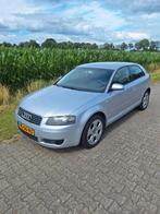 Audi A3 1.6 75KW 3D 2006 Grijs, Auto's, Audi, Voorwielaandrijving, 4 cilinders, Zilver of Grijs, A3