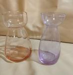 2 fraaie glazen bloemvazen, Antiek en Kunst, Antiek | Glas en Kristal, Ophalen of Verzenden