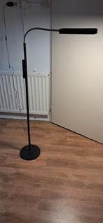 LED Vloerlamp, Huis en Inrichting, Lampen | Vloerlampen, Ophalen, Zo goed als nieuw, Modern, Metaal