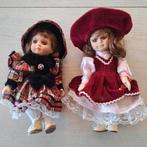 Twee Vintage Porseleinen Poppen, Ophalen of Verzenden, Zo goed als nieuw, Pop